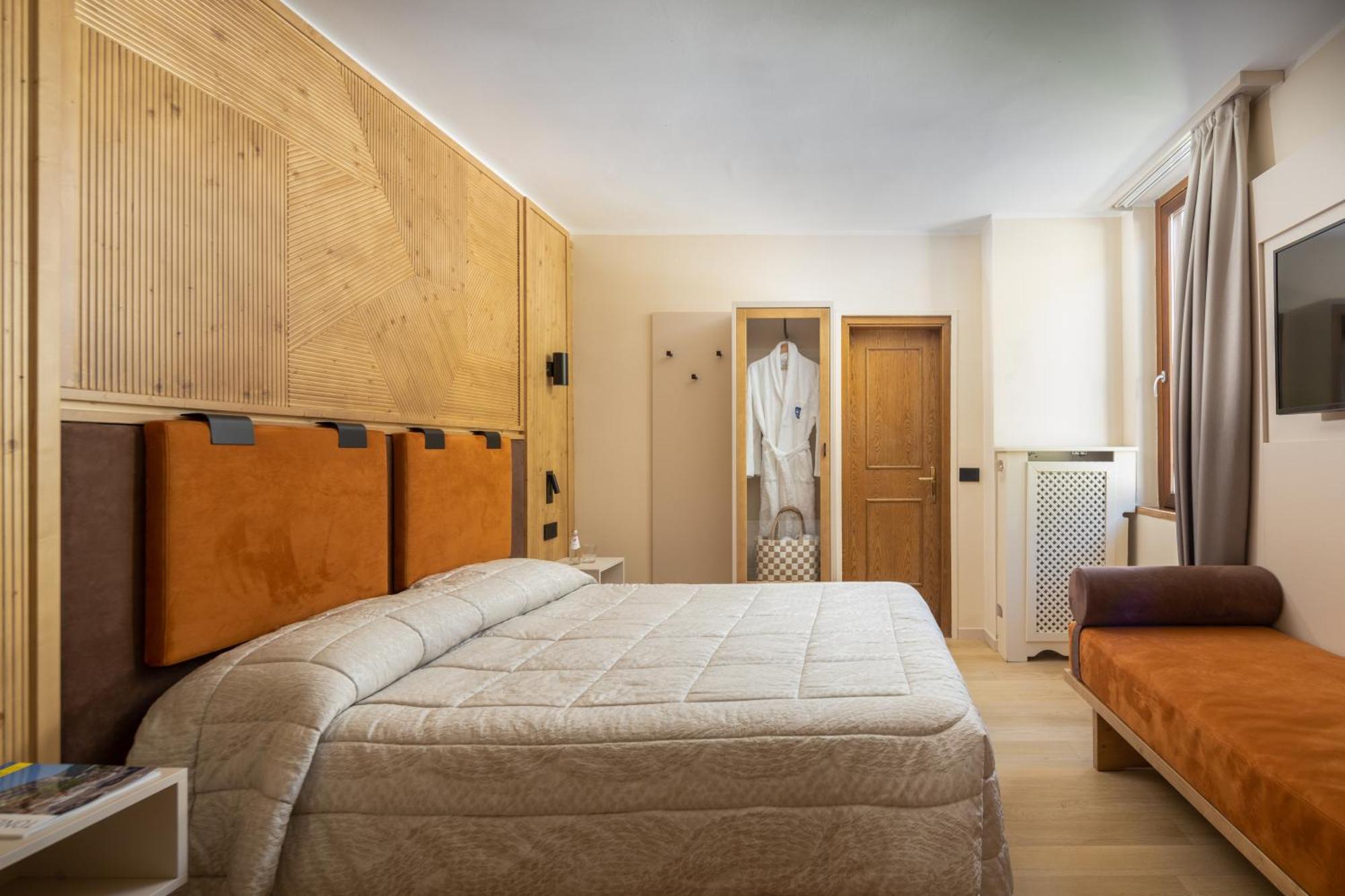 Hotel Splendid 마돈나 디 캄필리오 외부 사진