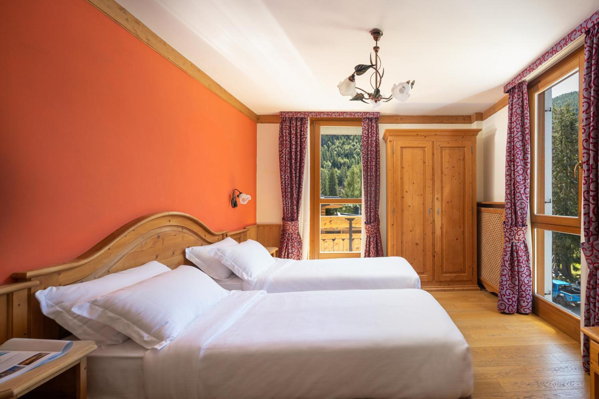 Hotel Splendid 마돈나 디 캄필리오 외부 사진