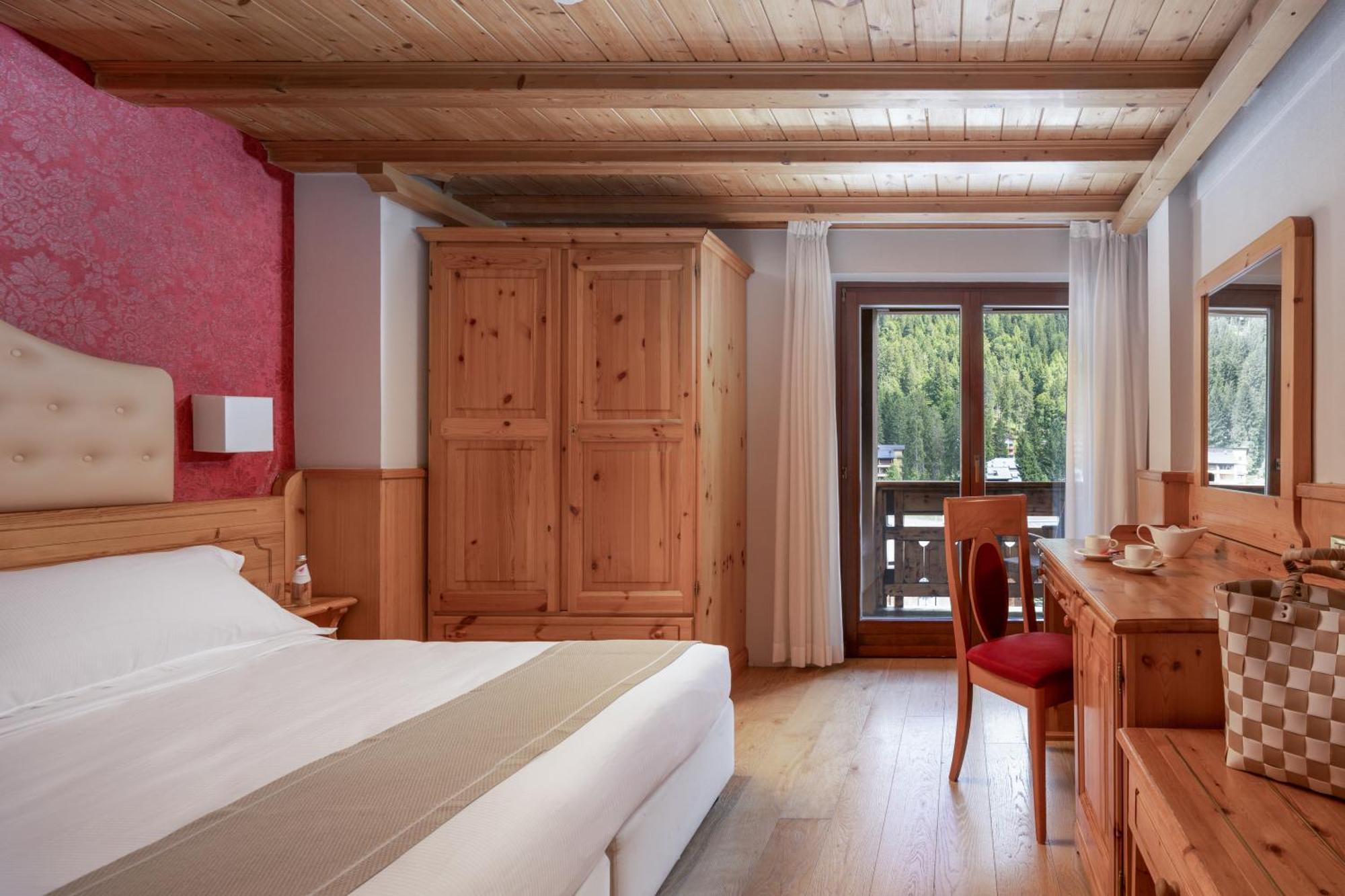 Hotel Splendid 마돈나 디 캄필리오 외부 사진